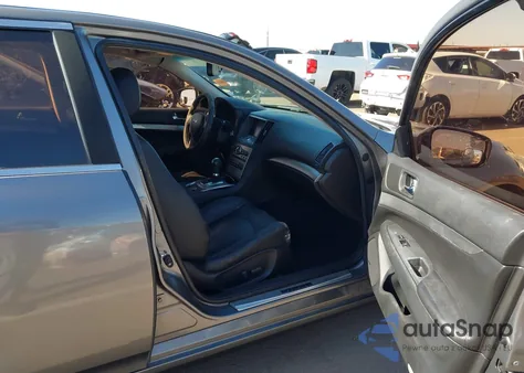 2011 Infiniti G37 Journey z USA, uszkodzony, nr VIN JN1CV6AP3BM502190